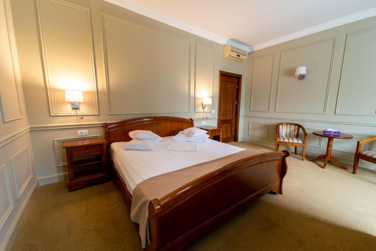 Hotel Amadeus Φωξάνη Εξωτερικό φωτογραφία